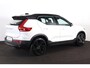 Volvo EX40 Single Motor Extended Range Plus Black Ed. 82 kWh IntelliSafe Assist/Surround - Parkeercamera achter - Harman/Kardon audio - Verwarmde voorstoelen, stuur & achterbank - Parkeersensoren voor & achter - Draadloze tel. lader - Warmtepomp - 20' LMV
