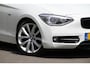 BMW 1-Serie 116i Business Plus M-Sport / Airco met climate control / Sportinterieur / Xenon / Carbon look buitenspiegels / enz/