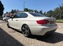 BMW 3-Serie Coupé 320i M-Sport pakket | Orig. NL | Xenon | Sportstoelen | Navi |Netjes Onderhouden! | Recent Onderhoudsbeurt gehad