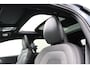 Volvo V60 T8 Plug-in hybrid AWD Ultra Dark | Trekhaak | Panoramadak | Sportstoelen | Long range | 19 Inch |