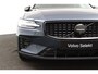 Volvo V60 T8 Plug-in hybrid AWD Ultra Dark | Trekhaak | Panoramadak | Sportstoelen | Long range | 19 Inch |