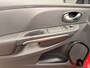 Renault Clio Estate 0.9 TCe 90PK Limited Navigatie / Cruisecontrol / PDC Achter