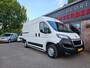 Peugeot Boxer 330 2.2 BlueHDi 140 L2H2 Premium Trekhaak! Airco! NAP! Cruise Control! Nette Bus!
