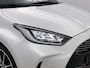 Toyota Yaris 1.5 Hybrid GR Sport | JBL | Head-up Display | Dodehoek detectie | Stoel+Stuurverwarming | Parkeersensoren voor+achter | Draadloze telefoonlader | Apple CarPlay/Android Auto | Cruise Control Adaptive |
