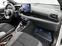 Toyota Yaris 1.5 Hybrid GR Sport | JBL | Head-up Display | Dodehoek detectie | Stoel+Stuurverwarming | Parkeersensoren voor+achter | Draadloze telefoonlader | Apple CarPlay/Android Auto | Cruise Control Adaptive |