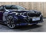 BMW 5-Serie Touring 550e xDrive *Pano*B&W*4-Wiel besturing*Trekhaak*Stoelventilatie*