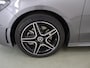Mercedes-Benz B-klasse 250e Business Solution AMG | Panoramaschuifdak | Night | Winter pakket | Trekhaak | Stoelverwarming |