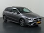 Mercedes-Benz B-klasse 250e Business Solution AMG | Panoramaschuifdak | Night | Winter pakket | Trekhaak | Stoelverwarming |