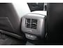 Volkswagen T-Roc 1.5 TSI R-Line Edition | Adapt cruise | Panorama dak | 19" LM