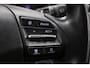 Hyundai Kona Electric EV Premium 64 kWh | Fase 3 | Stoelventilatie | Achterbankverw. | Adpt. cruise