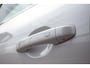 Renault Captur 1.6 E-Tech Plug-in Hybrid 160 Intens | Trekhaak | Apple cp/Android auto | Camera | All season banden |