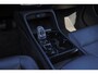 Volvo XC40 T5 Recharge Inscription - IntelliSafe - Parkeercamera achter - Verwarmde voorstoelen - Parkeersensoren voor & achter - 19' LMV - BLIS - Trekhaak semi-elektrisch inklapbaar