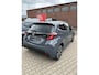 Toyota Yaris Hybrid 115 Dynamic 1e Eigenaar | BTW | Fabrieks Garantie | Stoelverwarming | Camera | Navi | Carplay | ACC | Climate | Keyless | Bots | Full Led | PDC
