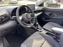 Toyota Yaris Hybrid 115 Dynamic 1e Eigenaar | BTW | Fabrieks Garantie | Stoelverwarming | Camera | Navi | Carplay | ACC | Climate | Keyless | Bots | Full Led | PDC