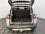 Renault Captur 120PK TCe Intens Automaat | Trekhaak | Navi | LM Velgen Hoogglans Zwart | Camera | Parkeersensoren | Full LED | Climate Control | Cruise Control | Keyless Entry | Elektrische Ramen & Spiegels | Licht & Regen Sensor |