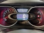Renault Captur 120PK TCe Intens Automaat | Trekhaak | Navi | LM Velgen Hoogglans Zwart | Camera | Parkeersensoren | Full LED | Climate Control | Cruise Control | Keyless Entry | Elektrische Ramen & Spiegels | Licht & Regen Sensor |