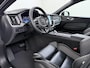 Volvo XC60 2.0 T6 Plug-in hybrid AWD Plus Black Edition TOPSTAAT! | DEALER ONDERHOUDEN | 100% ONGEVAL VERLEDEN VRIJ | TREKHAAK | HARMAN KARDON | 360 CAMERA| MEMORY STOELEN| ACHTERBANK VERWARMD|
