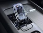 Volvo XC60 2.0 T6 Plug-in hybrid AWD Plus Black Edition TOPSTAAT! | DEALER ONDERHOUDEN | 100% ONGEVAL VERLEDEN VRIJ | TREKHAAK | HARMAN KARDON | 360 CAMERA| MEMORY STOELEN| ACHTERBANK VERWARMD|