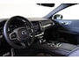 Volvo V60 T6 Recharge AWD R-Design - IntelliSafe Assist - Adaptieve LED koplampen - Parkeercamera achter - Parkeersensoren voor & achter - Elektr. bedienb. voorstoelen met geheugen links - Extra getint glas - Inklapbare trekhaak - 18' LMV