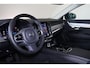 Volvo V90 T6 AWD Inscription Expression - IntelliSafe Assist & Surround - Adaptieve LED koplampen - Verwarmde voorstoelen & stuur - Parkeersensoren achter - Elektr. bedienb. voorstoelen met geheugen - Head up display - Extra getint glas - Inklapbare trekhaak - 19' LMV
