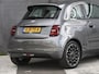 Fiat 500e La Prima 42 kWh PANO | PDC + CAMERA | ADAPT. CC | 17''LM | APPLE-CARPLAY | DODE HOEK