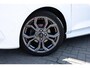 Ford Fiesta 1.0 EcoBoost 100 ST-Line | 5-Deurs | Climate Control | Cruise Control | Privacy Glas | Parkeersensoren | Navigatie | DAB | Apple Carplay | Android Auto | Verwarmbare Voorruit | LED Achterlichten | Armsteun