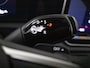 Volkswagen Tiguan 1.5 eHybrid R-Line Edition 204Pk DSG/AUTO | Glazen panorama-dak | Trekhaak uitklapbaar | Stoel/stuurverwarming | adapt cruise control | Climate control | dodehoek detectie | App connect | 19"LMV