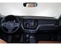 Volvo XC60 T6 Plug-in hybrid AWD Inscription Expression - Panorama/schuifdak - Intellisafe Assist - Full LED - Verwarmbare voorstoelen - Trekhaak semi-elektrisch wegklapbaar - Lederen bekleding - Parkeersensoren achter
