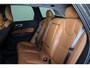 Volvo XC60 T6 Plug-in hybrid AWD Inscription Expression - Panorama/schuifdak - Intellisafe Assist - Full LED - Verwarmbare voorstoelen - Trekhaak semi-elektrisch wegklapbaar - Lederen bekleding - Parkeersensoren achter