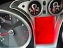 Ford Focus 1.6 Titanium met parkeersensoren en bluetooth telefoon en cruise controle