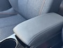 Peugeot 208 Business 1.2 Hybrid 110pk e-DCS6 | AUTOMAAT | APPLE CARPLAY / ANDROID AUTO | NAVI | CAMERA | PARKEERSENSOREN V + A |