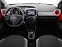 Toyota Aygo 1.0 VVT-i X-Cite Bi-Tone Automaat | Apple Carplay & AndroidAUTO | Lichtmetalen velgen | Camera | Privacy Glass |