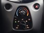 Toyota Aygo 1.0 VVT-i X-Cite Bi-Tone Automaat | Apple Carplay & AndroidAUTO | Lichtmetalen velgen | Camera | Privacy Glass |