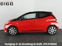 Toyota Aygo 1.0 VVT-i X-Cite Bi-Tone Automaat | Apple Carplay & AndroidAUTO | Lichtmetalen velgen | Camera | Privacy Glass |