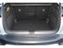 Opel Crossland 1.2-110pk Turbo 'Elegance'. Mooie en luxe hoogzitter ! Volautm. airco dual, cruise control, camera, comfortst., LM wielen, navigatie, telefoonvoorb., lane- en side assist, pdc v+a,  LED verl., trekhaak etc.