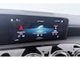 Mercedes-Benz A-klasse 200 Business Solution Plus Upgrade (CAMERA, STOELVERWARMING, NAVIGATIE, PARKEERSENSOREN)