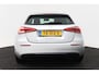 Mercedes-Benz A-klasse 200 Business Solution Plus Upgrade (CAMERA, STOELVERWARMING, NAVIGATIE, PARKEERSENSOREN)
