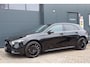 Mercedes-Benz A-klasse 250 e AMG Line-Sfeervelichting-surround camera-Vol uitgerust