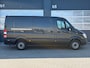 Mercedes-Benz Sprinter L2H2 3.0 V6 184PK Automaat / Laadklep / Carplay / Camera / Flitsers / Cruise / Airco / Leder / Veerstoel / Nieuwe APK