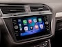 Volkswagen Tiguan Allspace 1.4 TSI Sportline 7 Persoons 150Pk Automaat (APPLE CARPLAY, GROOT NAVI, CLIMATE, GETINT GLAS, SPORTSTOELEN, PARKEERSENSOREN, ADAPTIVE CRUISE, NIEUWSTAAT)