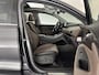 Hyundai Santa Fe 1.6 T-GDI Comfort Smart Sky AWD [ 7-Pers. ] {SoH-100%} (Plug-In) (INCL-BTW) *PANO | LEATHER | FULL-LED | ADAPTIVE-CRUISE | BLINDSPOT | MEMORY-PACK | DIGI-COCKPIT | SHIFTPADDLES | PRIVACYGLASS | NAVI-FULLMAP | KEYLESS | TOWBAR | CARBON | 19''ALU*