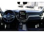Volvo XC60 T6 Plug-in hybrid AWD Plus Dark | Panoramadak | Trekhaak | 360 graden camera | Verwarmbare voorstoelen en achterbank | Premium audio by Harman Kardon | Head-up display |