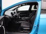 MG MG4 64 kWh Luxury | WLTP 435 | Navi | 18"LMV | ACC | ECC | Warmtepomp | 360° CAM | AppleCarplay & Android Auto | Led Dagrijverlichting | Stoel+ Stuurverwarming |