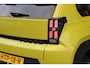 Fiat Grande Panda LA PRIMA 113PK 11 kW 44 kWh | WINTERPACK: STOEL/STUUR/VOORRUIT VERWARMING | DRAADLOZE APPLE CARPLAY/ANDROID AUTO | NAVIGATIE | ACHTERUITRIJCAMERA | PARKEERSENSOREN VOOR + ACHTER | DRAADLOZE TELEFOONLADER | LED KOPLAMPEN | CLIMATE CONTROL | 3-FASE | 17" LICHTMETALEN VELGEN | PRIVACY GLASS | ACHTERSPOILER |