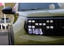 Fiat Grande Panda LA PRIMA 113PK 11 kW 44 kWh | WINTERPACK: STOEL/STUUR/VOORRUIT VERWARMING | DRAADLOZE APPLE CARPLAY/ANDROID AUTO | NAVIGATIE | ACHTERUITRIJCAMERA | PARKEERSENSOREN VOOR + ACHTER | DRAADLOZE TELEFOONLADER | LED KOPLAMPEN | CLIMATE CONTROL | 3-FASE | 17" LICHTMETALEN VELGEN | PRIVACY GLASS | ACHTERSPOILER |