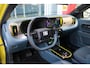 Fiat Grande Panda LA PRIMA 113PK 11 kW 44 kWh | WINTERPACK: STOEL/STUUR/VOORRUIT VERWARMING | DRAADLOZE APPLE CARPLAY/ANDROID AUTO | NAVIGATIE | ACHTERUITRIJCAMERA | PARKEERSENSOREN VOOR + ACHTER | DRAADLOZE TELEFOONLADER | LED KOPLAMPEN | CLIMATE CONTROL | 3-FASE | 17" LICHTMETALEN VELGEN | PRIVACY GLASS | ACHTERSPOILER |