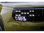 Fiat Grande Panda LA PRIMA 113PK 11 kW 44 kWh | WINTERPACK: STOEL/STUUR/VOORRUIT VERWARMING | DRAADLOZE APPLE CARPLAY/ANDROID AUTO | NAVIGATIE | ACHTERUITRIJCAMERA | PARKEERSENSOREN VOOR + ACHTER | DRAADLOZE TELEFOONLADER | LED KOPLAMPEN | CLIMATE CONTROL | 3-FASE | 17" LICHTMETALEN VELGEN | PRIVACY GLASS | ACHTERSPOILER |