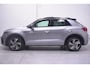 Volkswagen T-Roc 1.5 TSI R-Line Apple Carplay Panodak Stoelverwarming Achteruitrijcamera Digital Display
