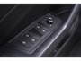 Volkswagen T-Roc 1.5 TSI R-Line Apple Carplay Panodak Stoelverwarming Achteruitrijcamera Digital Display