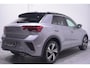Volkswagen T-Roc 1.5 TSI R-Line Apple Carplay Panodak Stoelverwarming Achteruitrijcamera Digital Display